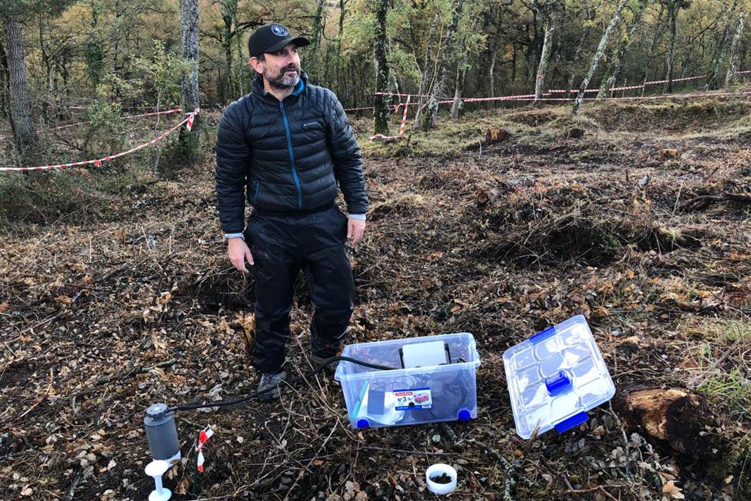 HoliSoils researcher at work.